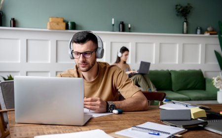 Plataforma digital reúne cursos, aulas ao vivo e ensino estruturado em um único ambiente